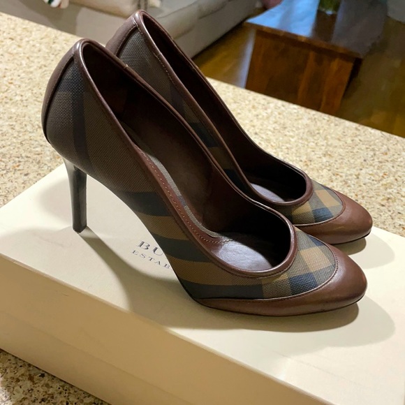 burberry heels